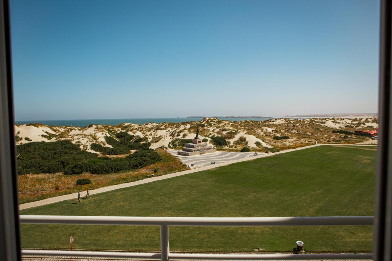 Seashore Peniche Bagian luar foto